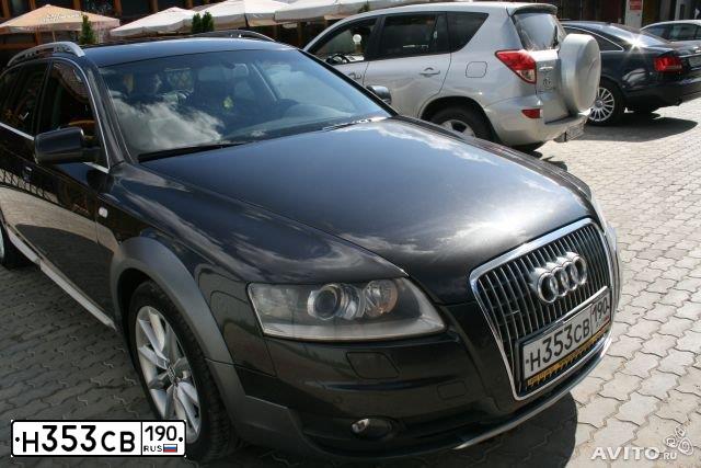 Фото автомобиля FORD FOCUS, 2004 — госномер В975МО154. Цвет: ТЕМНО СИНИЙ