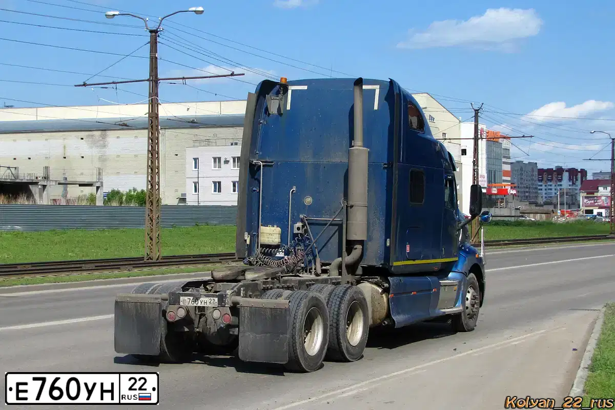 Фото автомобиля PETERBILT 387, 2003 — госномер Е760УН22. Цвет: СИНИЙ