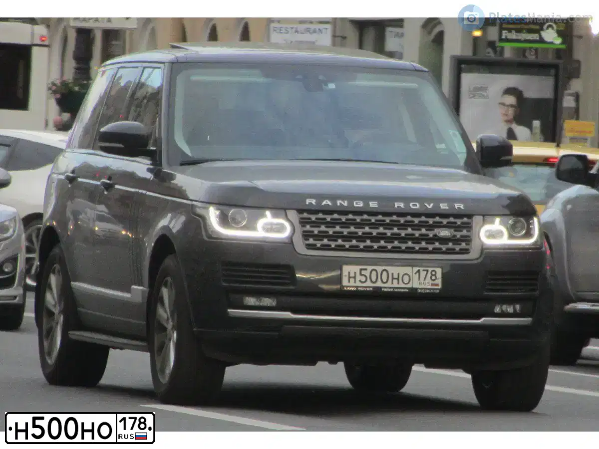 Фото автомобиля LAND ROVER RANGE ROVER, 2017 — госномер К181КХ147