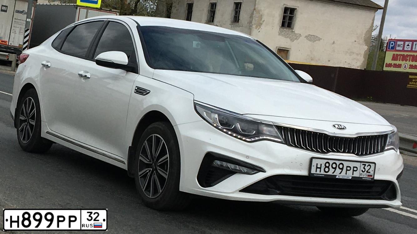 Фото автомобиля KIA MAGENTIS  OPTIMA, 2019 — госномер Н899РР32. Цвет: БЕЛЫЙ