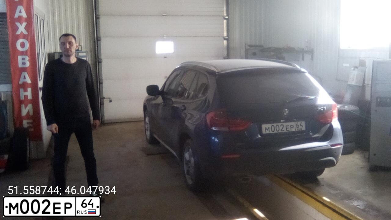 Фото автомобиля LADA 2114 SAMARA, 2010 — госномер А021КР164. Цвет: БЕЛЫЙ