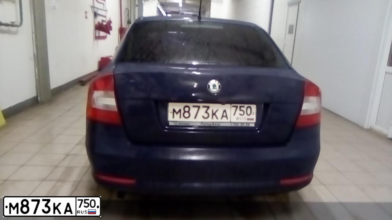 Фото автомобиля SKODA OCTAVIA, 2011 — госномер М873КА750. Цвет: СИНИЙ ТЕМНЫЙ
