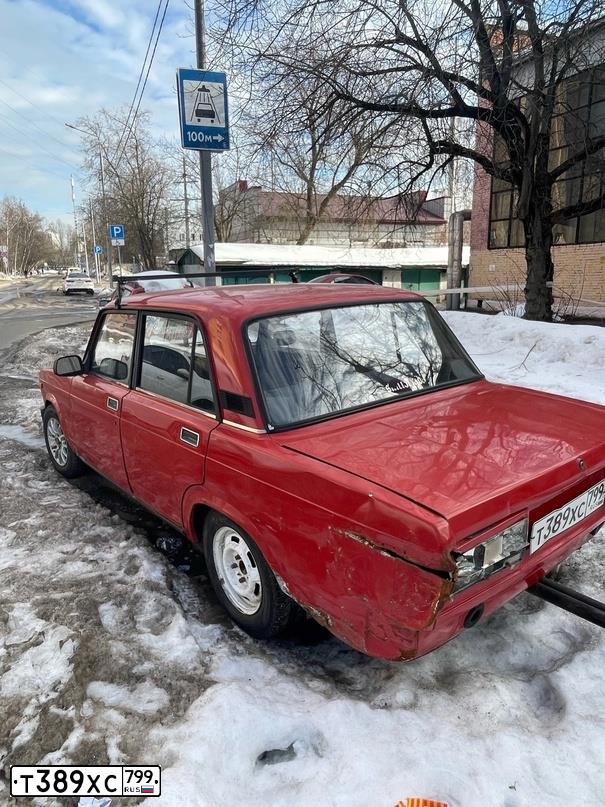 Фото автомобиля LADA 2105, 1996 — госномер В226ВМ550. Цвет: Красный