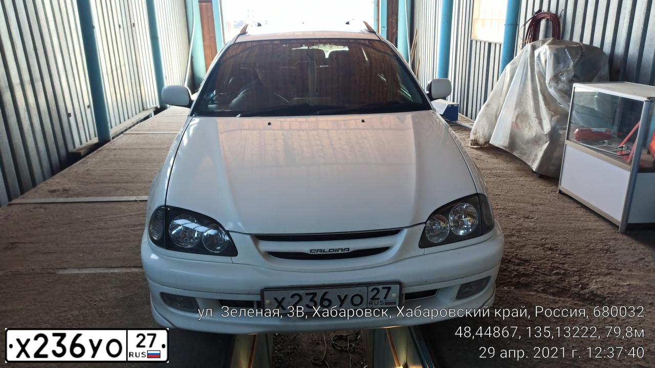 Фото автомобиля TOYOTA CALDINA, 1999 — госномер У485ОА27
