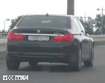 Фото автомобиля BMW SERIE 7, 2011 — госномер У008ХК47. Цвет: ЧЕРНЫЙ
