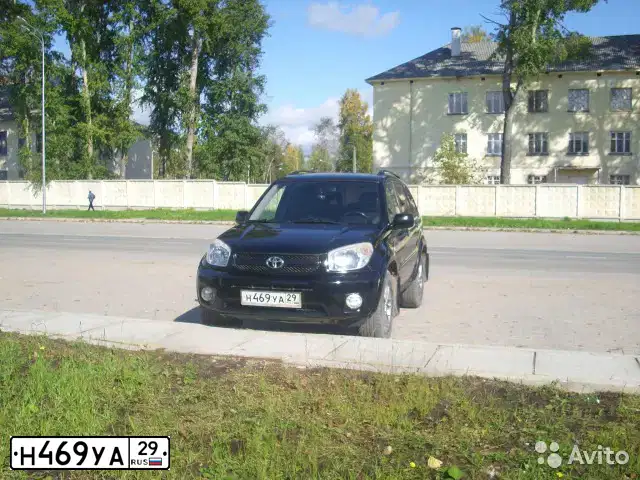 Фото автомобиля TOYOTA RAV4, 2004 — госномер С581НК57. Цвет: ЧЕРНЫЙ