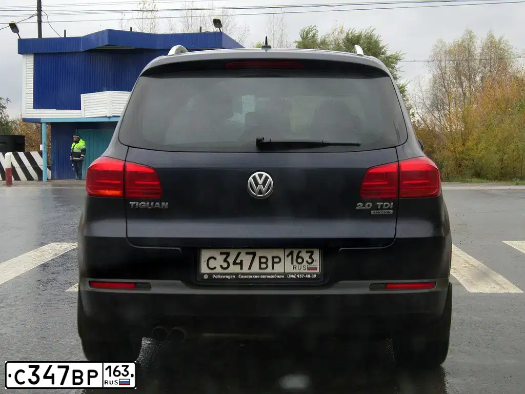 Фото автомобиля VOLKSWAGEN TIGUAN, 2012 — госномер С347ВР163. Цвет: ТЕМНО-СИНИЙ