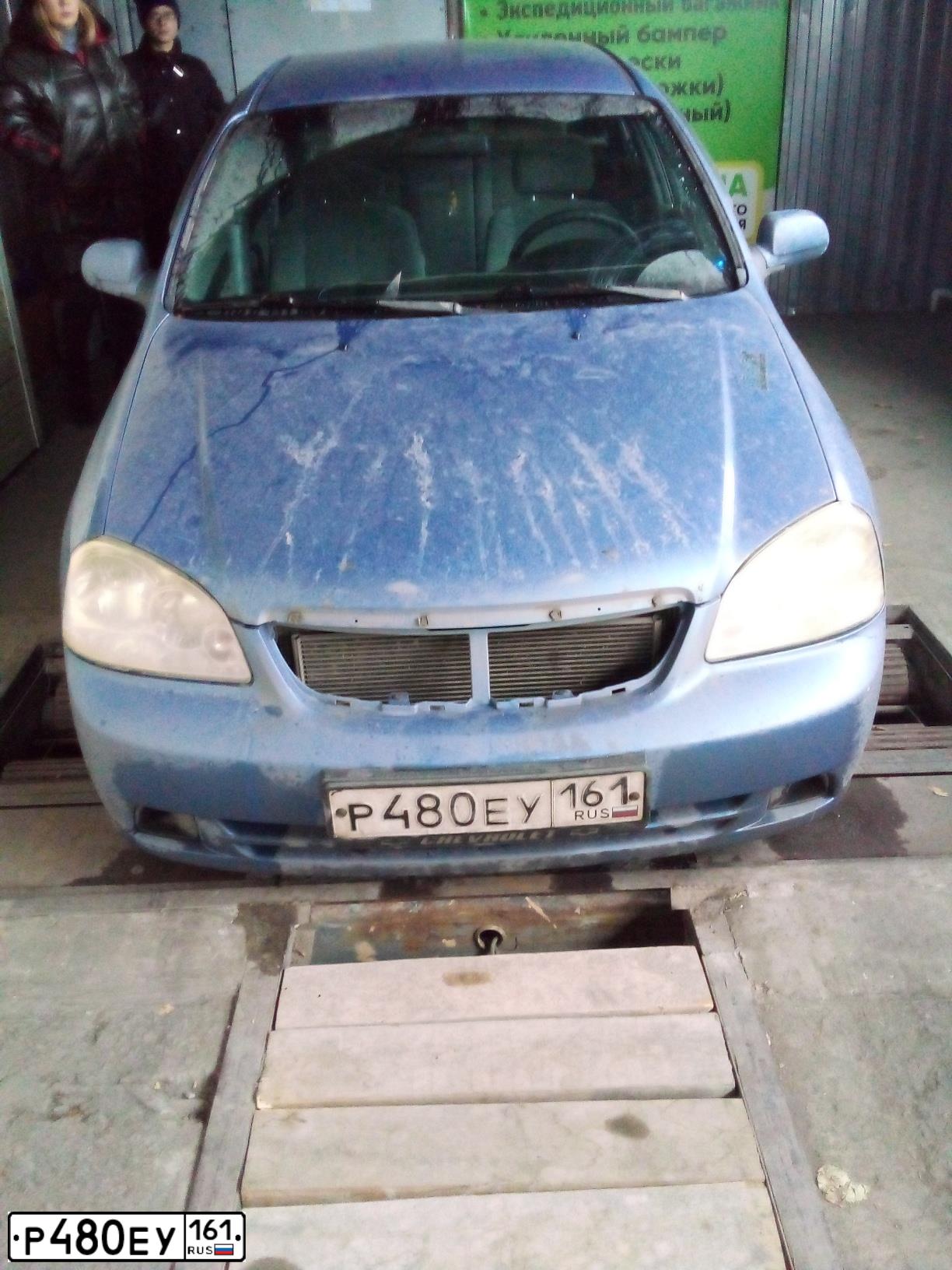 Фото автомобиля CHEVROLET LACETTI, 2004 — госномер Т651ВЕ323
