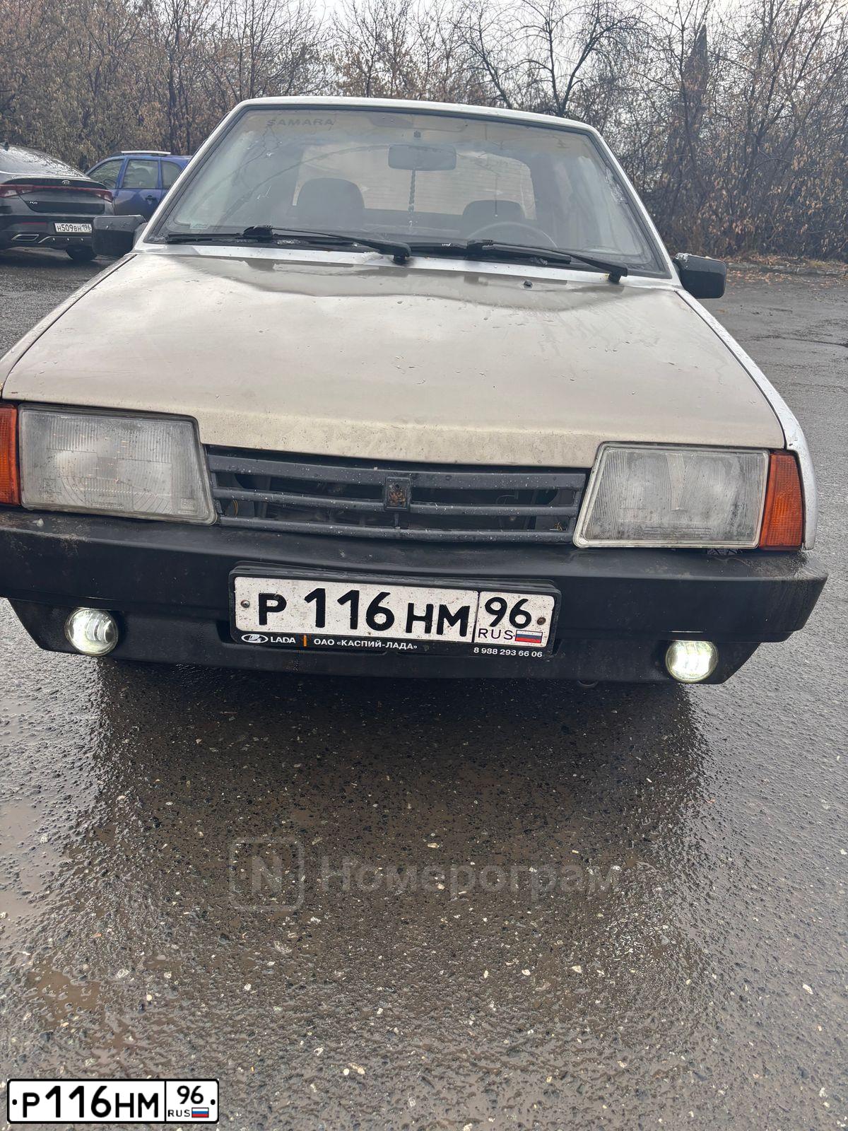 Фото автомобиля LADA 2109 SAMARA, 2003 — госномер Р116НМ96. Цвет: СВЕТЛО-СЕРЕБРИСТЫЙ МЕТАЛЛ
