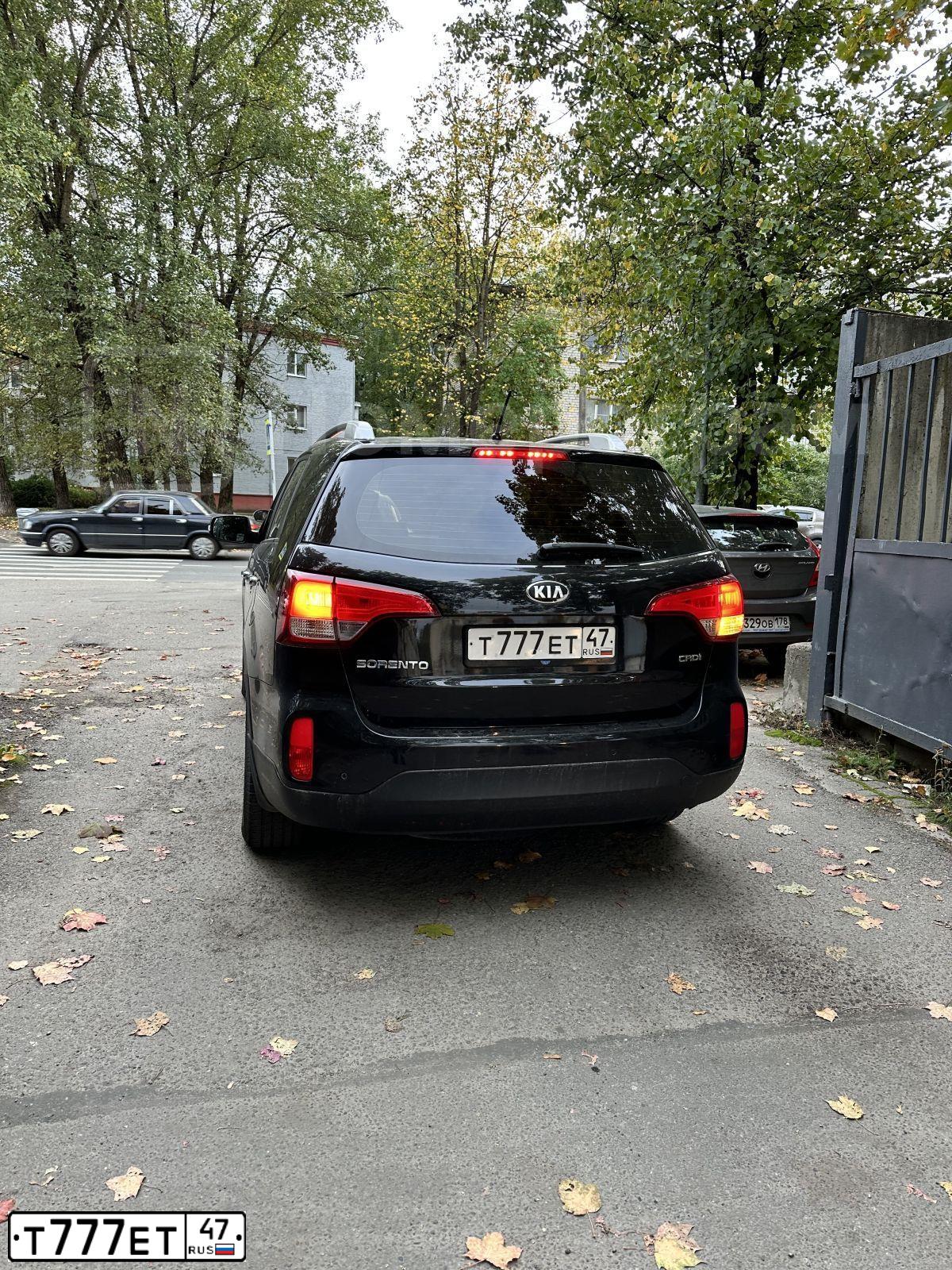 Фото автомобиля PEUGEOT 206, 2006 — госномер В385ОР90. Цвет: ЧЕРНЫЙ
