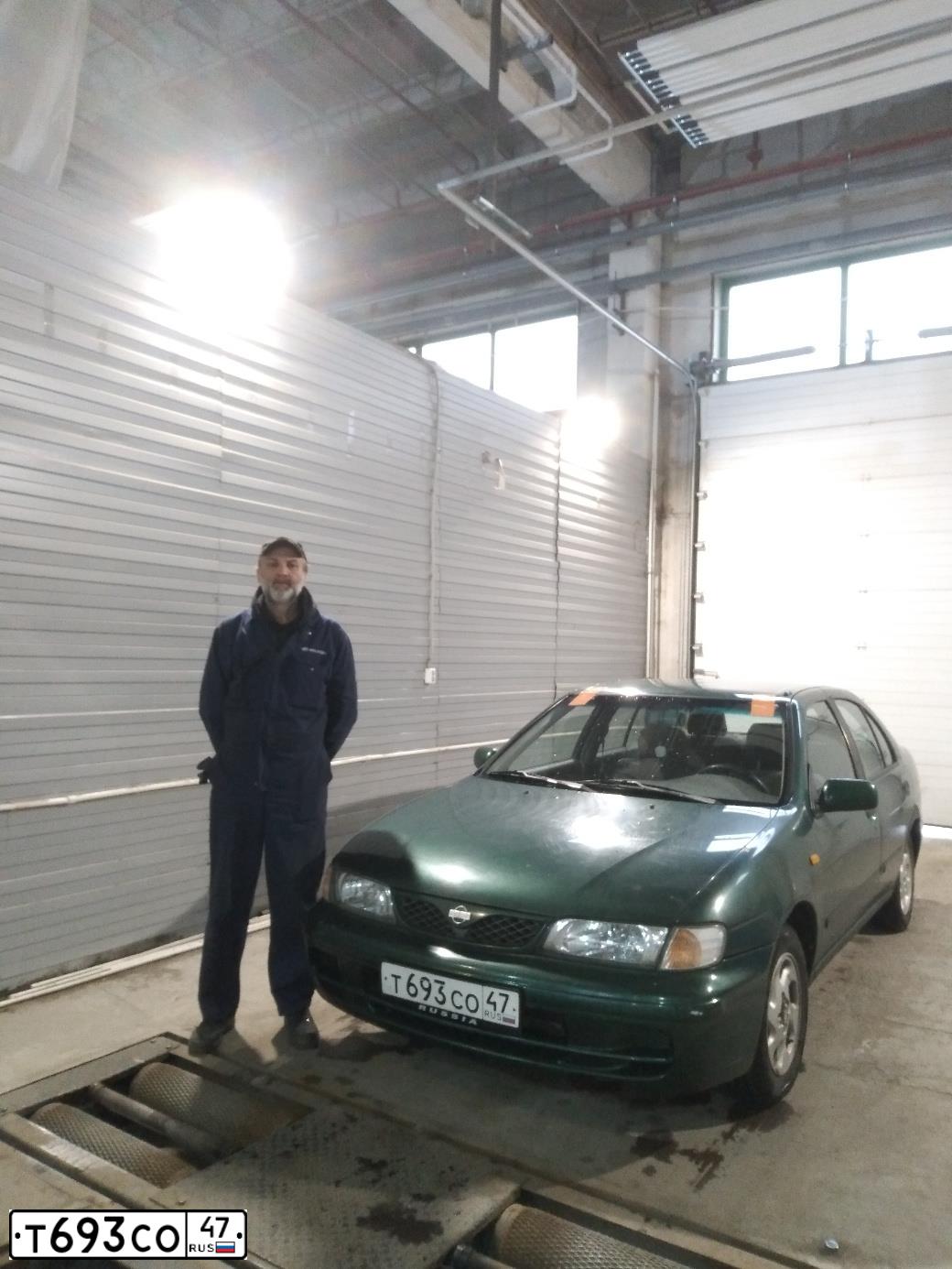 Фото автомобиля NISSAN ALMERA, 1999 — госномер С709КВ198. Цвет: ЗЕЛЕНЫЙ