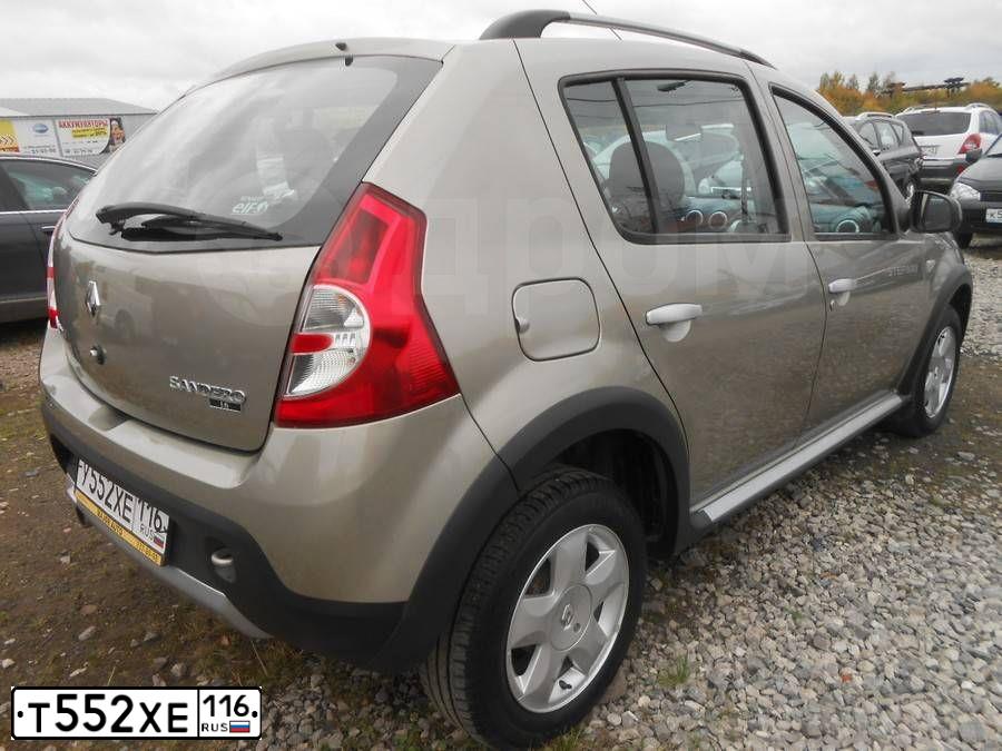Фото автомобиля LADA LARGUS, 2014 — госномер Т552ХЕ116. Цвет: СЕРЕБРИСТЫЙ