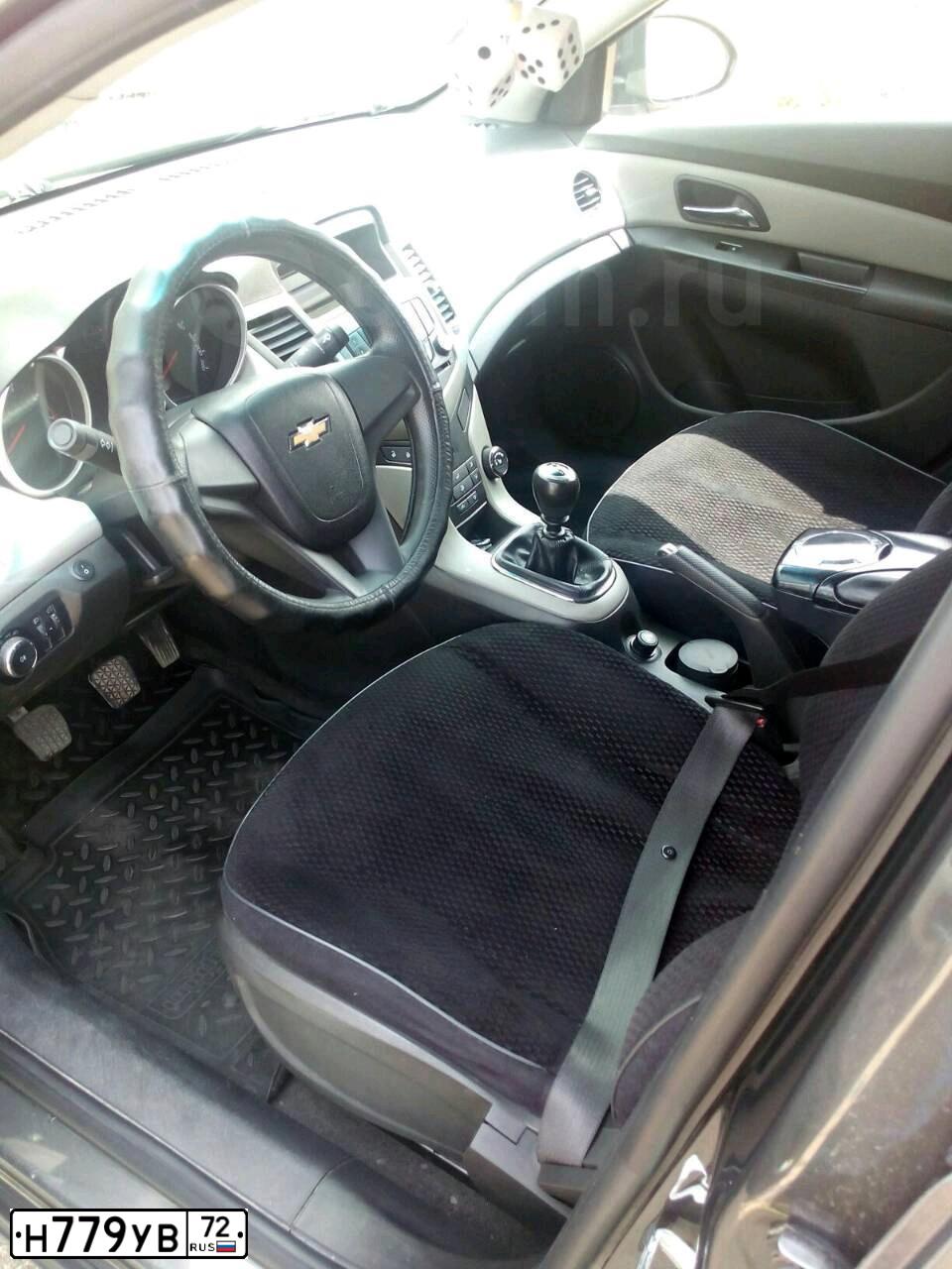 Фото автомобиля CHEVROLET CRUZE, 2011 — госномер Н779УВ72. Цвет: СЕРЫЙ