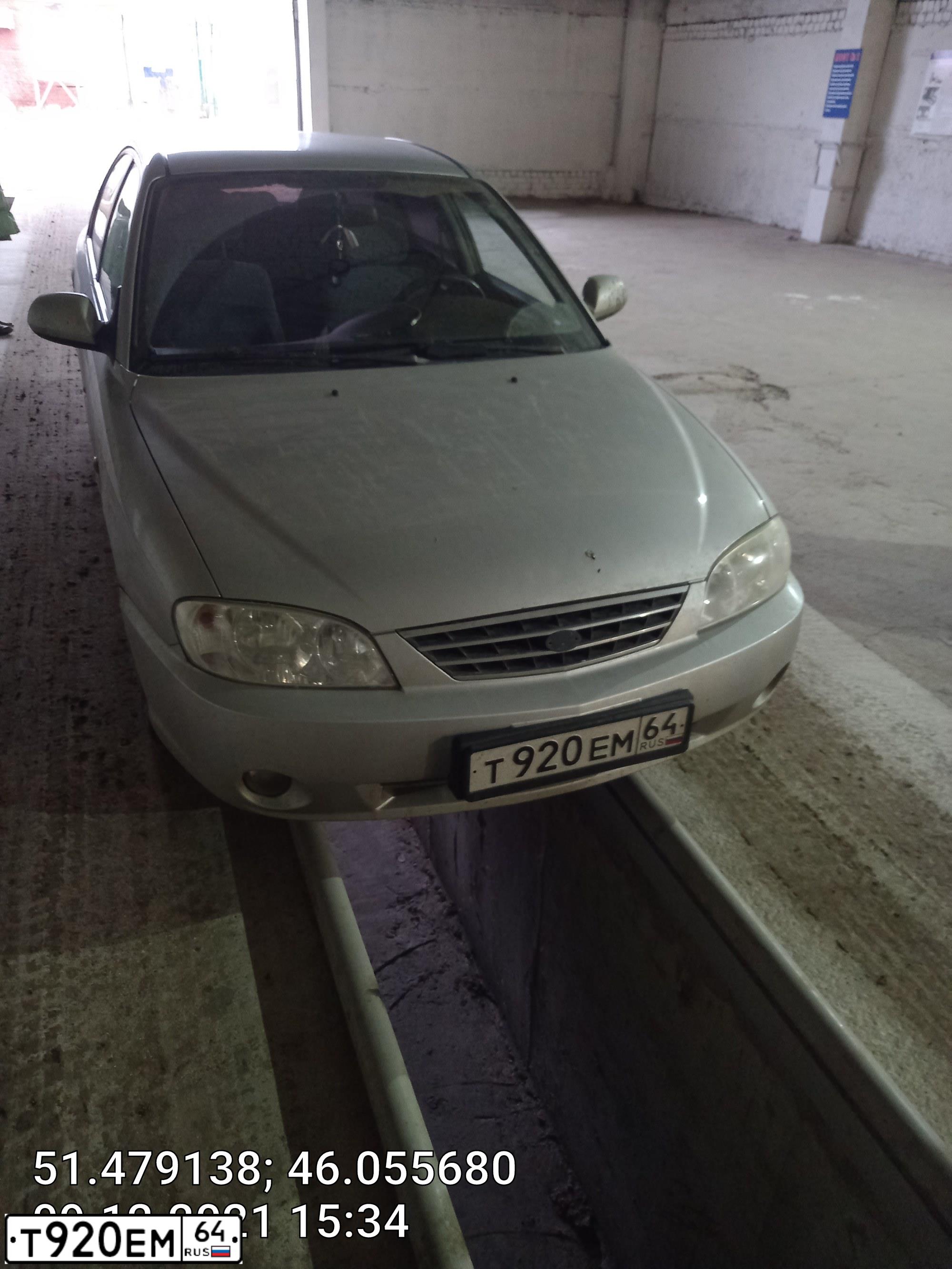 Фото автомобиля KIA SPECTRA, 2008 — госномер Т920ЕМ64. Цвет: СЕРЕБРИСТЫЙ