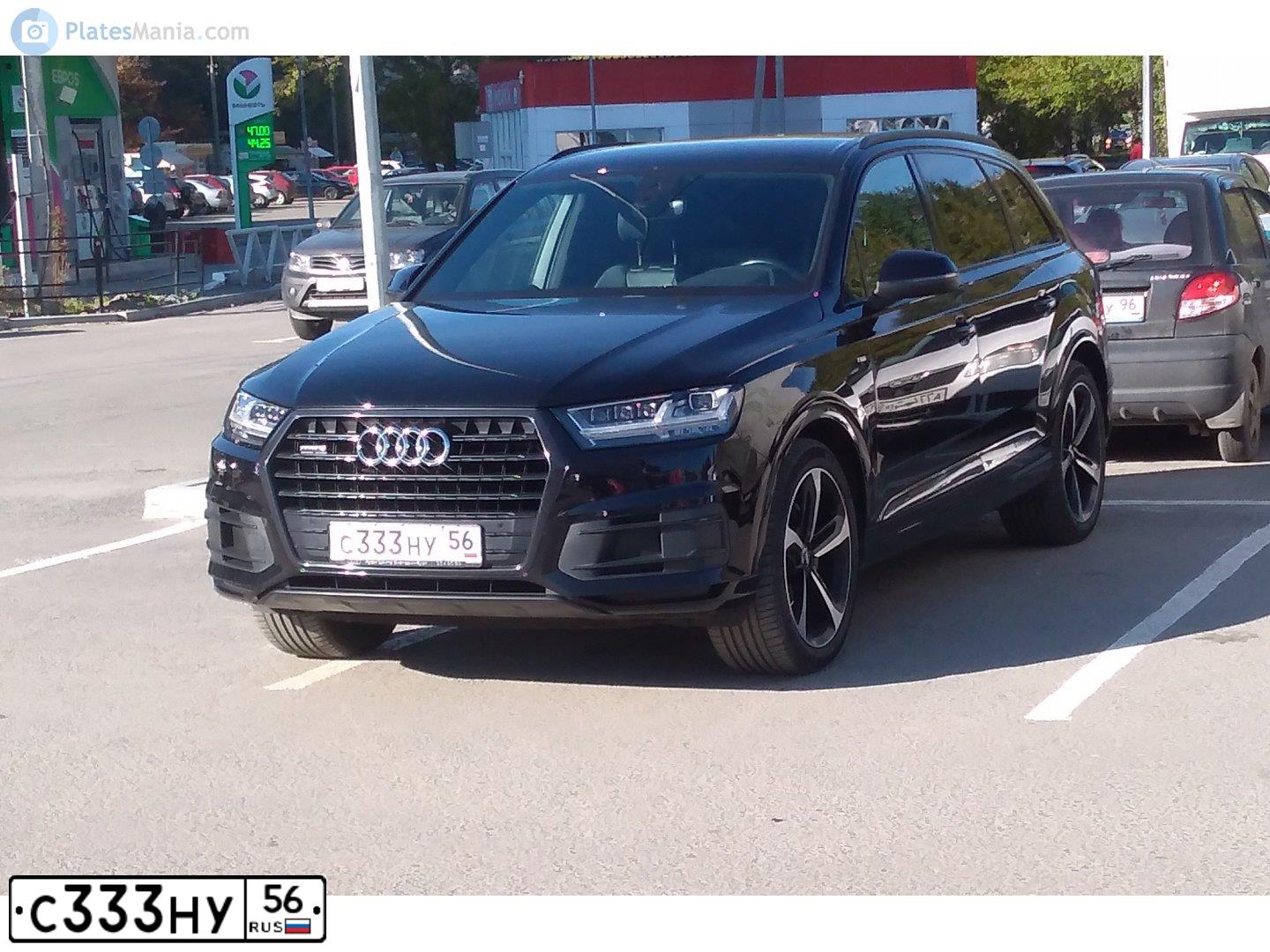 Фото автомобиля AUDI Q7, 2019 — госномер С333НУ56. Цвет: ЧЕРНЫЙ