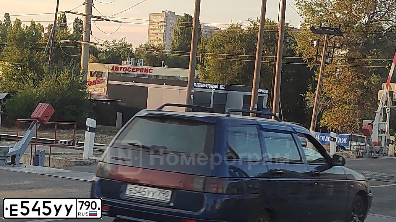 Фото автомобиля LADA 2110, 2006 — госномер У790ТВ48