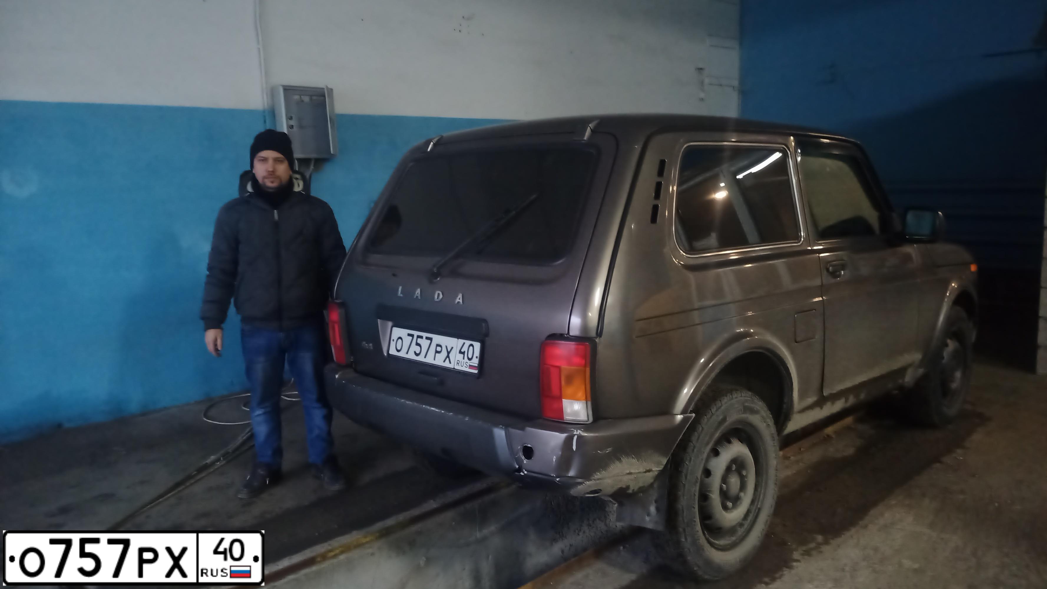 Фото автомобиля LADA 2121 NIVA, 2017 — госномер Е114ХС763. Цвет: Золотисто- коричневый