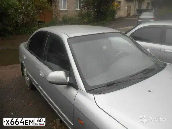 Фото автомобиля KIA SPECTRA, 2006 — госномер М906ОА10. Цвет: АЛМАЗНОЕ СЕРЕБРО