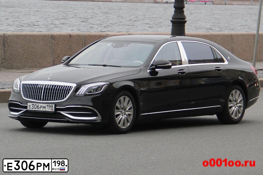 Фото автомобиля MERCEDES S-KLASSE, 2019 — госномер Е306РМ198. Цвет: ЧЕРНЫЙ