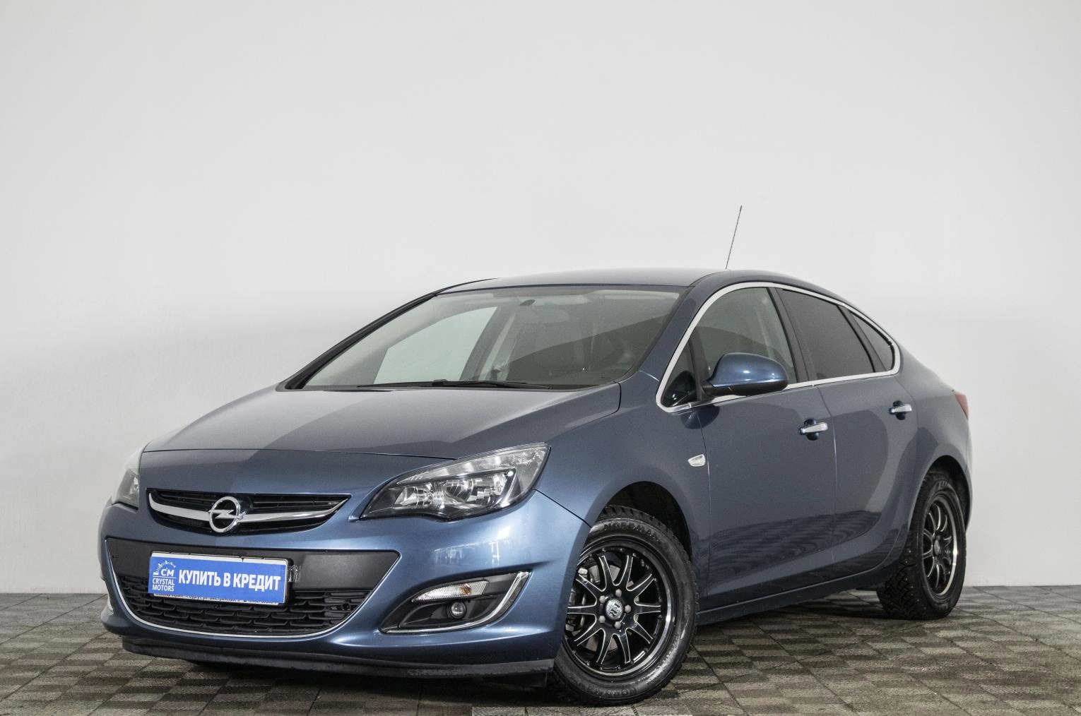 Фото автомобиля OPEL ASTRA, 2014 — госномер М511ЕС186. Цвет: СИНИЙ МЕТАЛЛИК