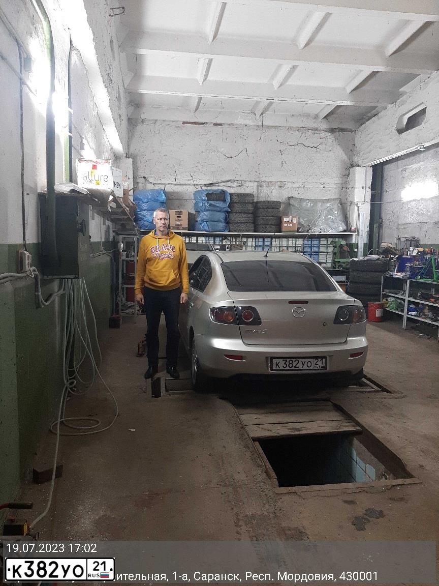 Фото автомобиля MAZDA 3, 2005 — госномер К382УО21