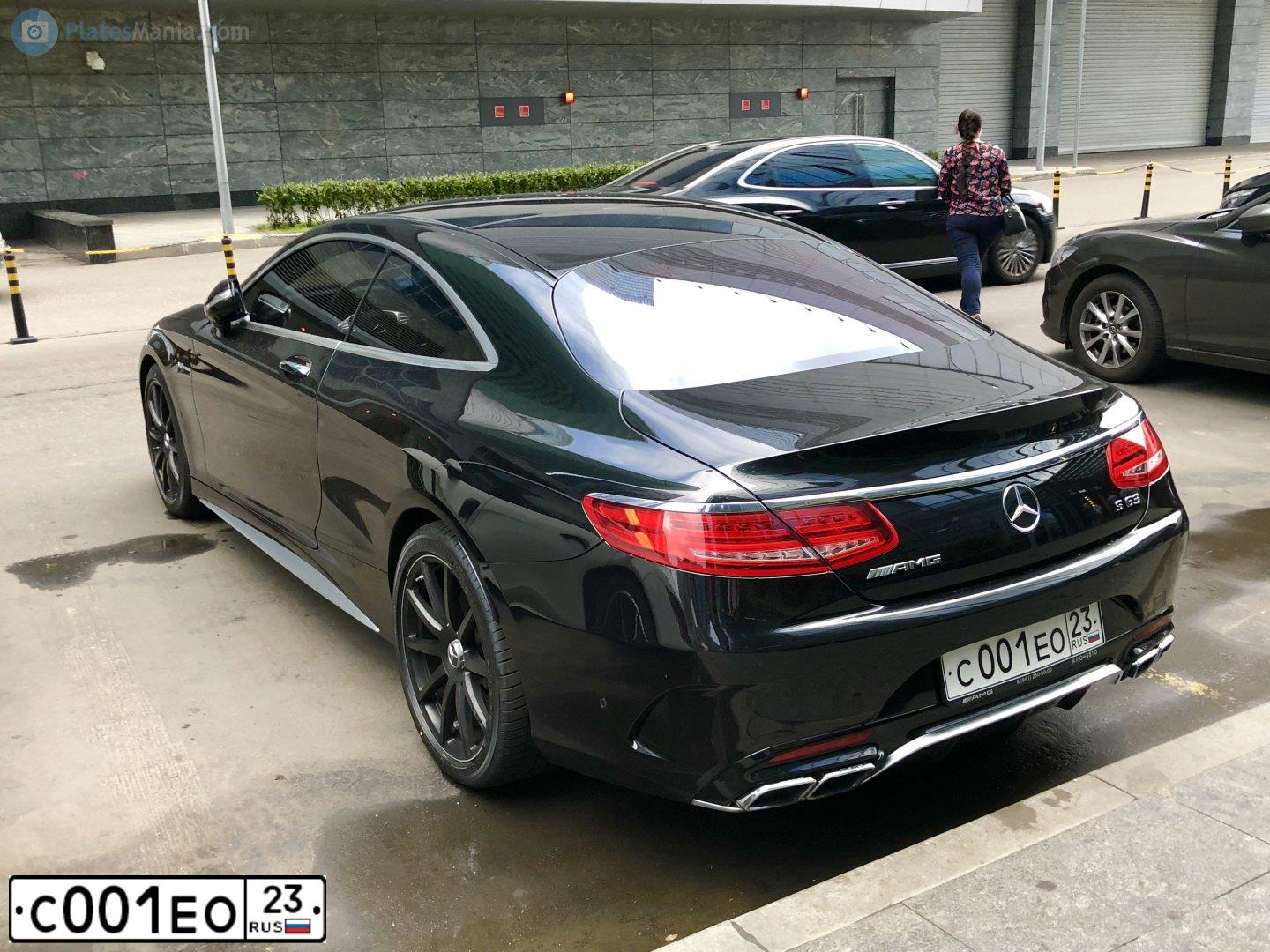 Фото автомобиля MERCEDES S-KLASSE, 2016 — госномер С001ЕО23. Цвет: ЧЕРНЫЙ