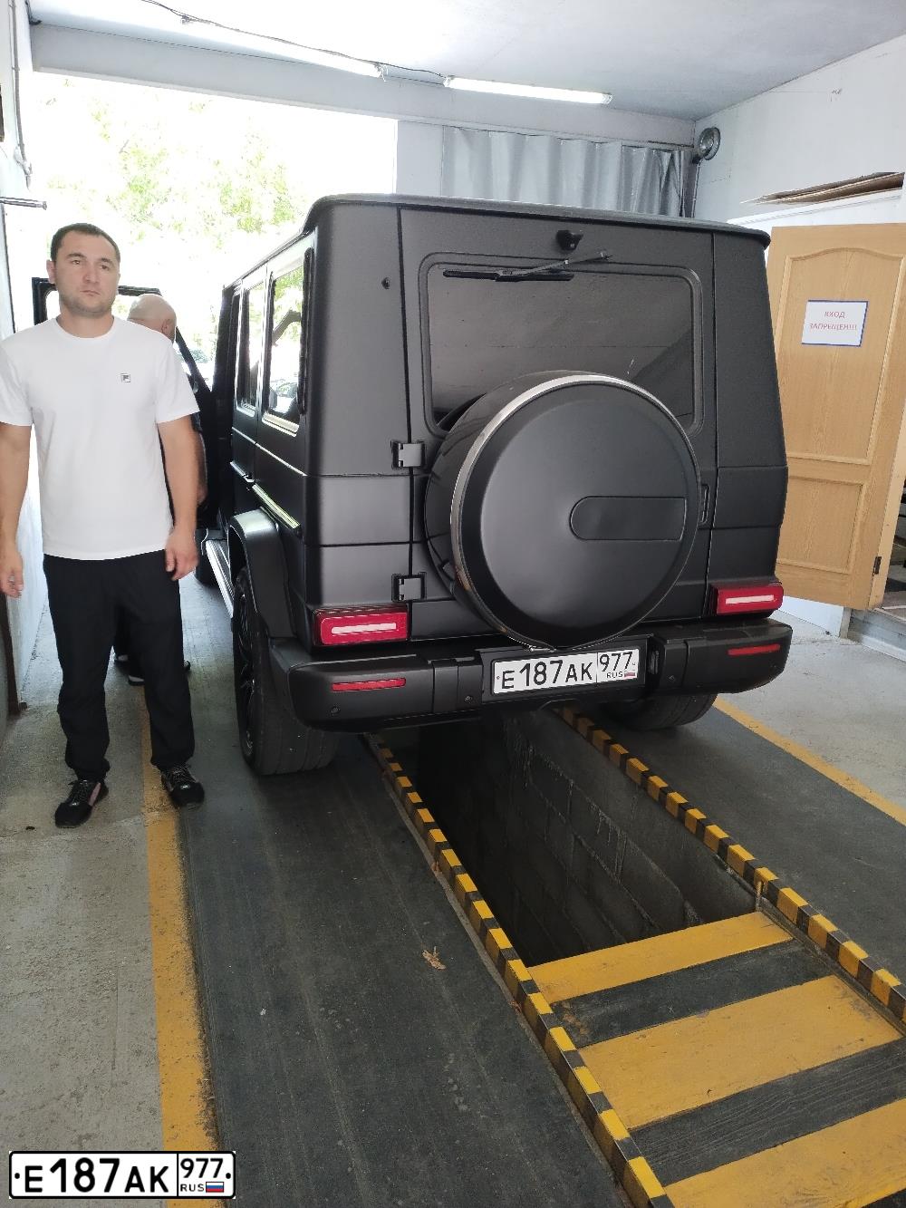 Фото автомобиля MERCEDES G-KLASSE, 2011 — госномер Е187АК977