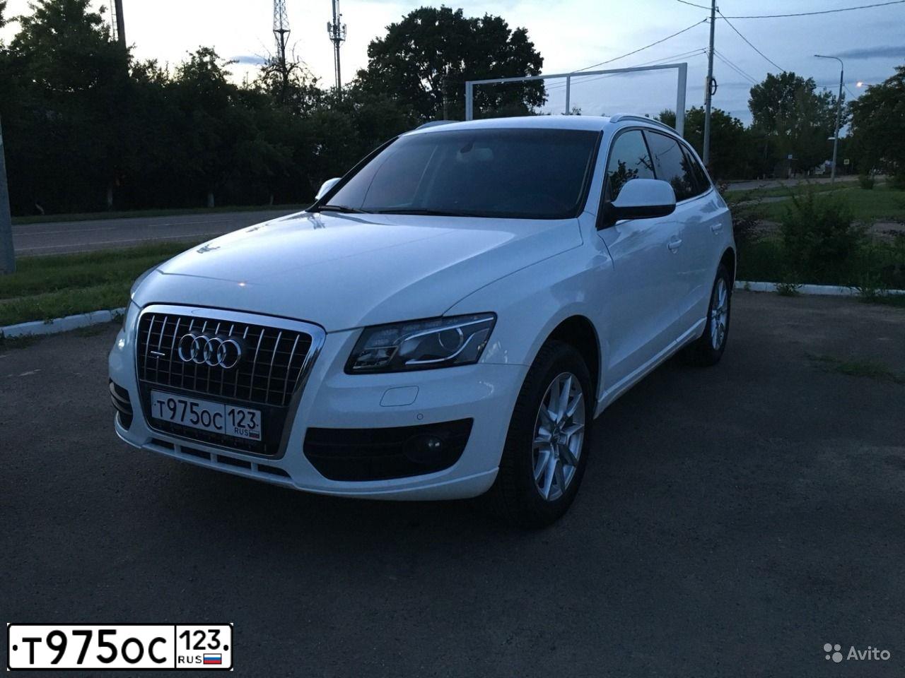 Фото автомобиля AUDI Q5, 2010 — госномер У355АР181. Цвет: Белый