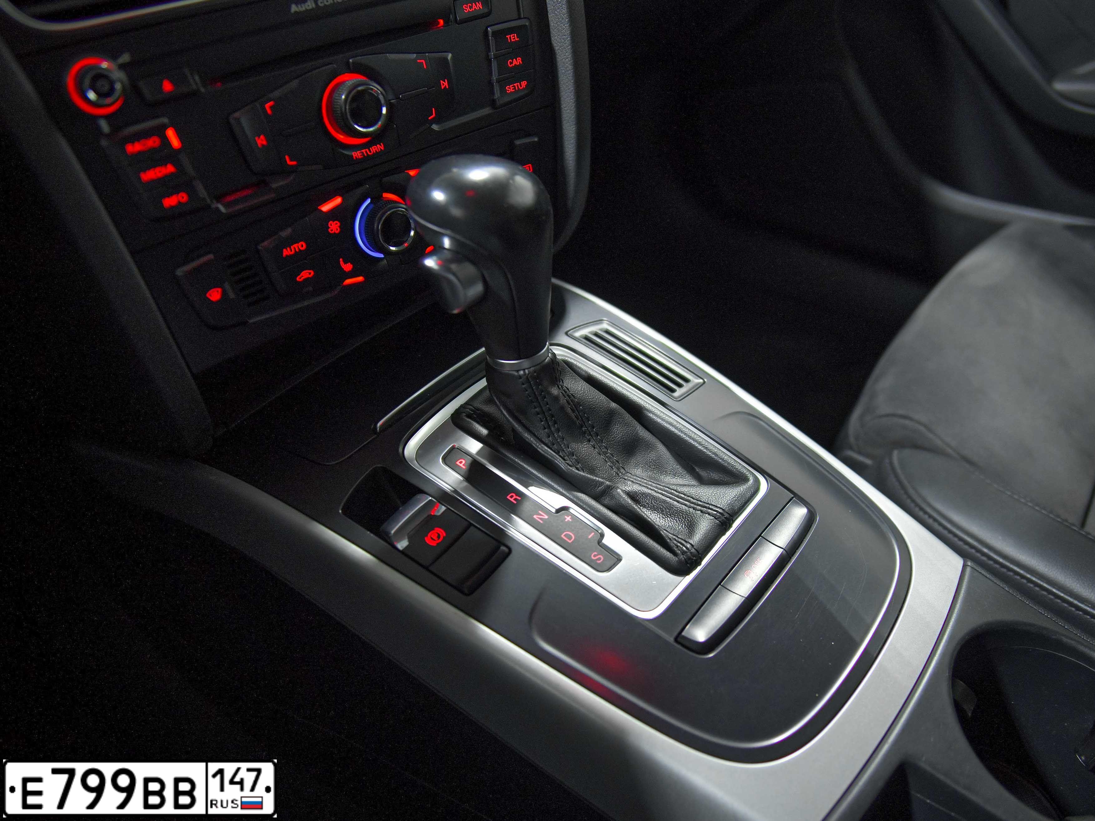 Фото автомобиля AUDI A5, 2010 — госномер Е799ВВ147. Цвет: ЧЕРНЫЙ