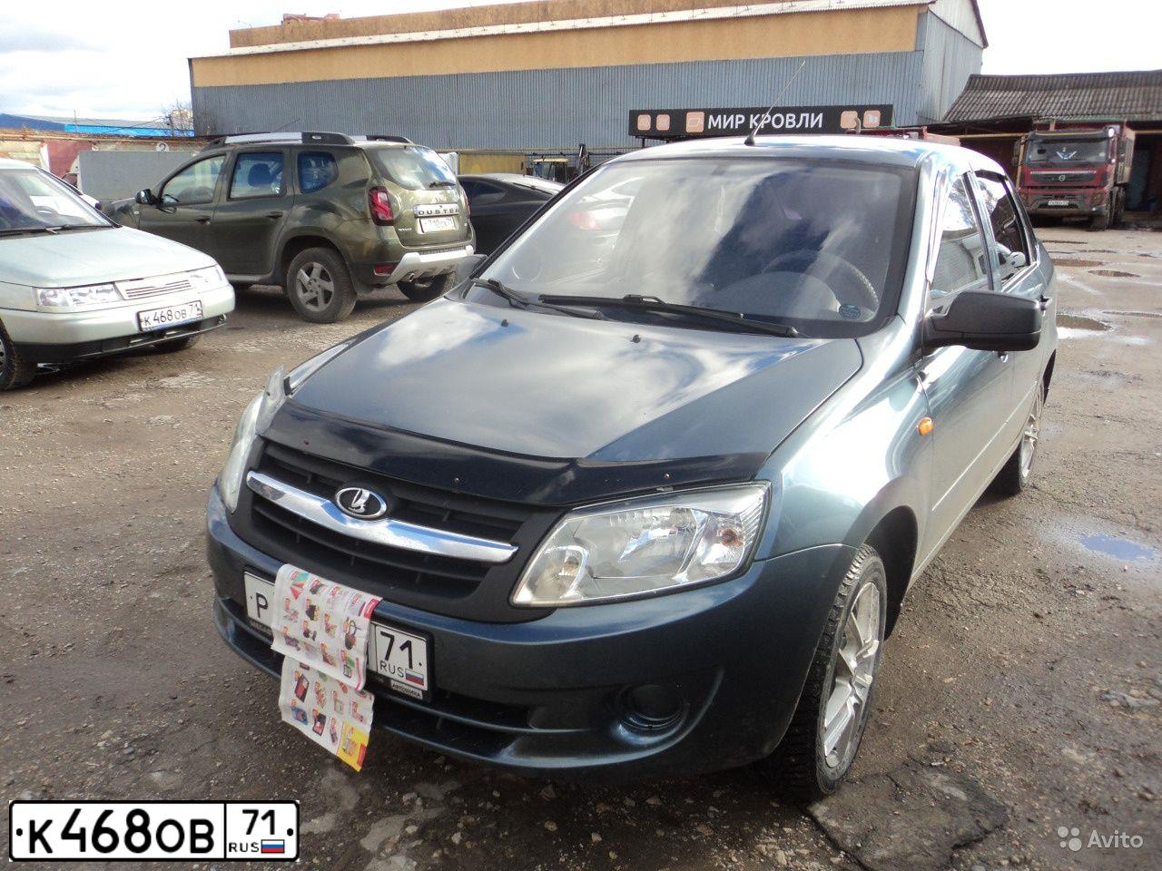 Фото автомобиля LADA 2112 LADA, 2003 — госномер О605МТ197. Цвет: СЕРЕБРИСТЫЙ ЖЕЛТО-ЗЕЛЕНЫЙ