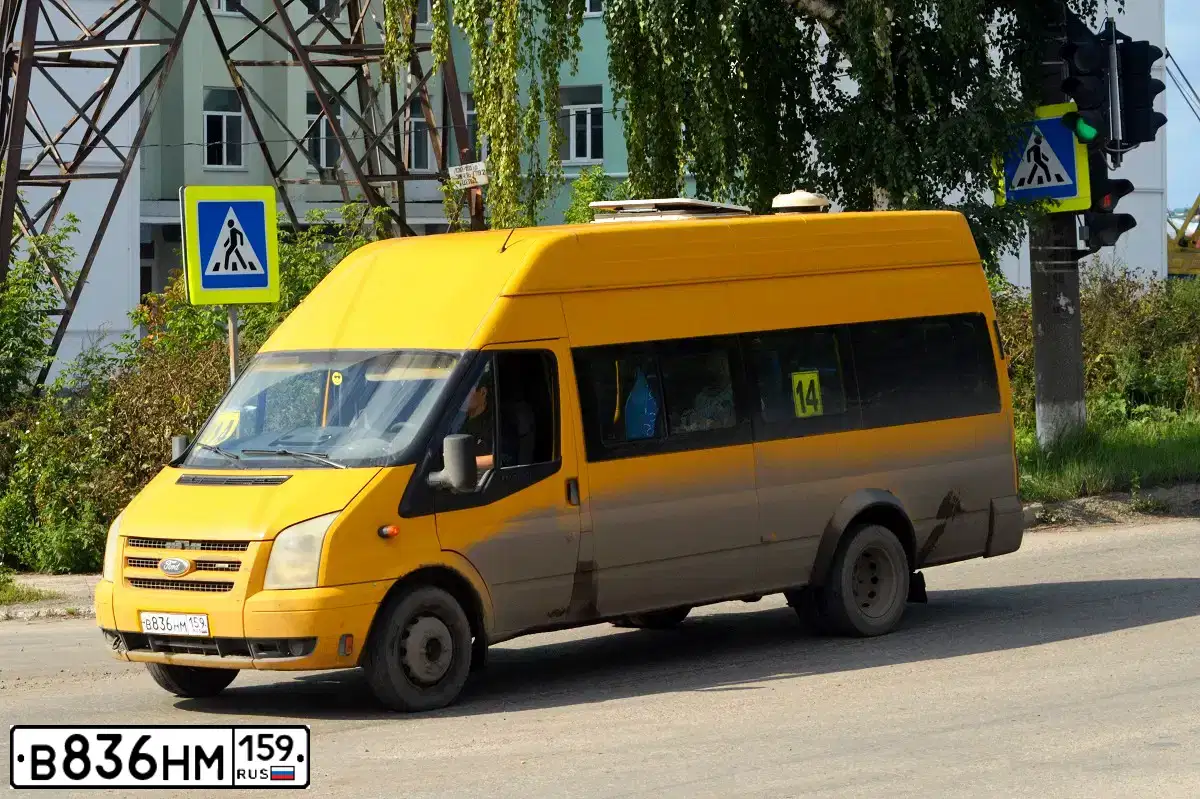 Фото автомобиля FORD TRANSIT, 2007 — госномер В836НМ159. Цвет: ЖЕЛТЫЙ