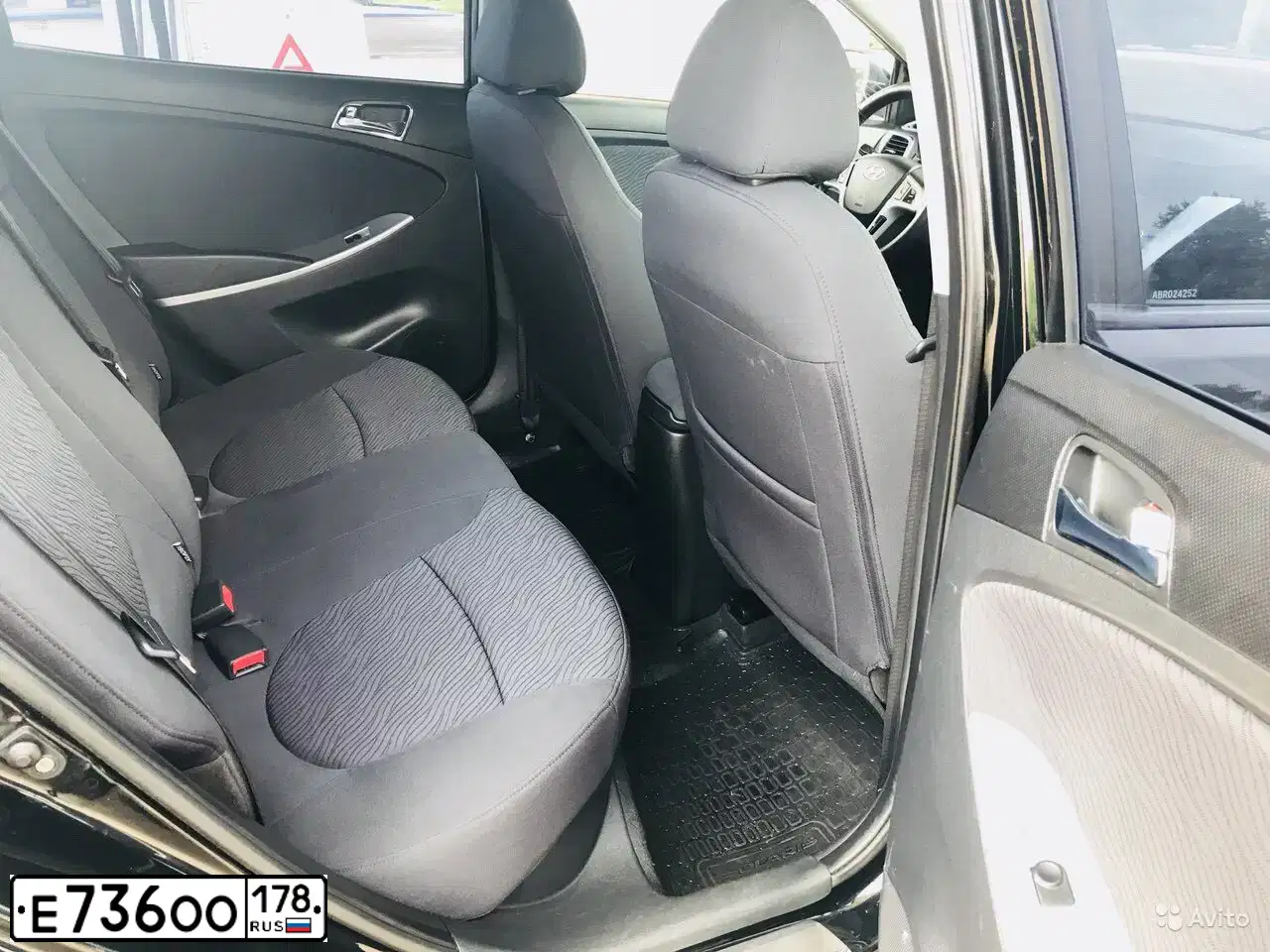 Фото автомобиля HYUNDAI SOLARIS, 2011 — госномер С186ТЕ43