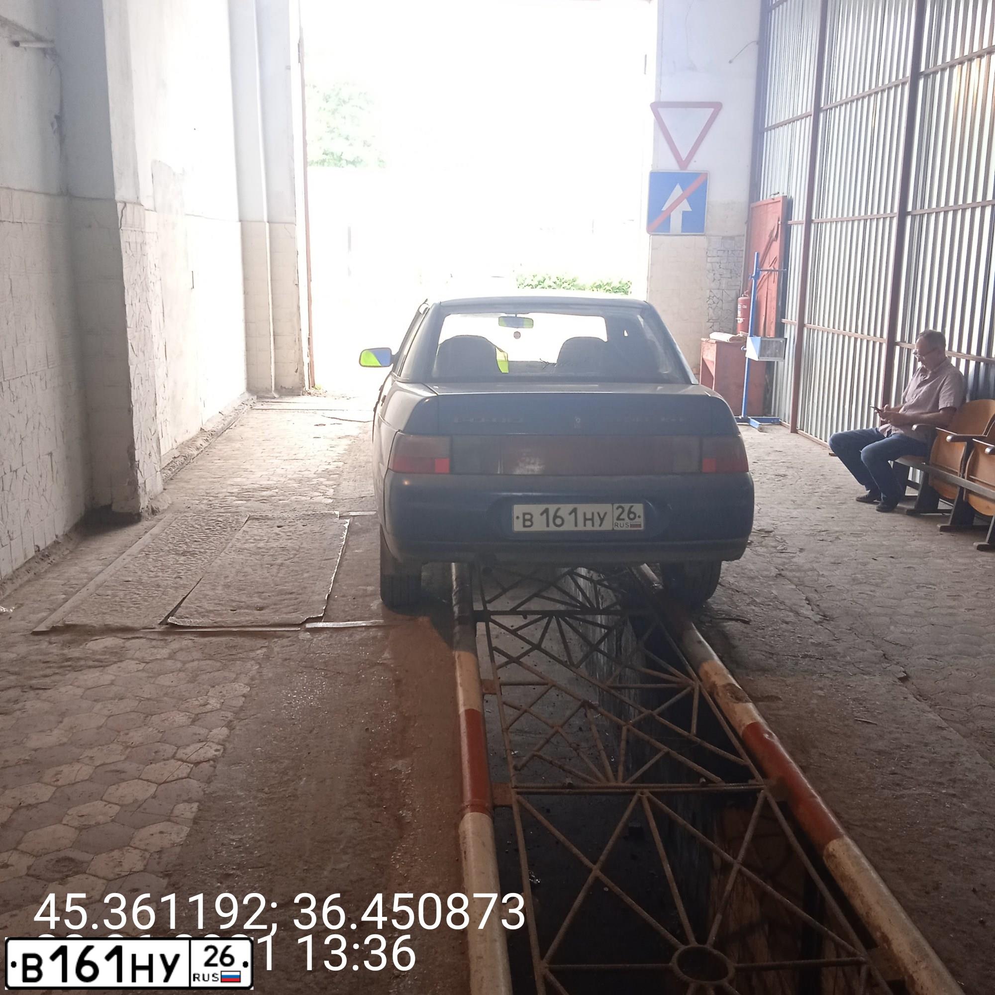 Фото автомобиля LADA 2110, 2000 — госномер М396КС82. Цвет: синий