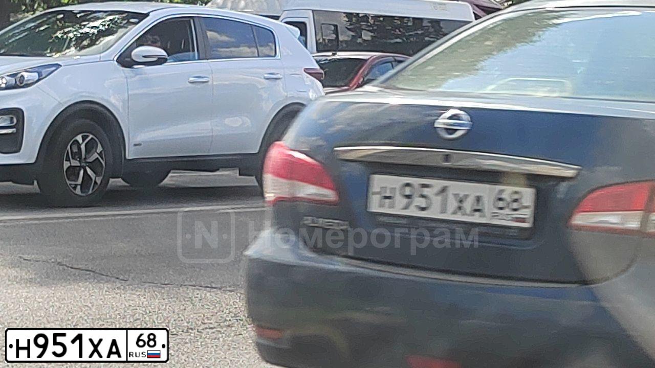Фото автомобиля LADA 2114 SAMARA, 2007 — госномер М951ХА68. Цвет: Белый (светло-серебристый металлик)