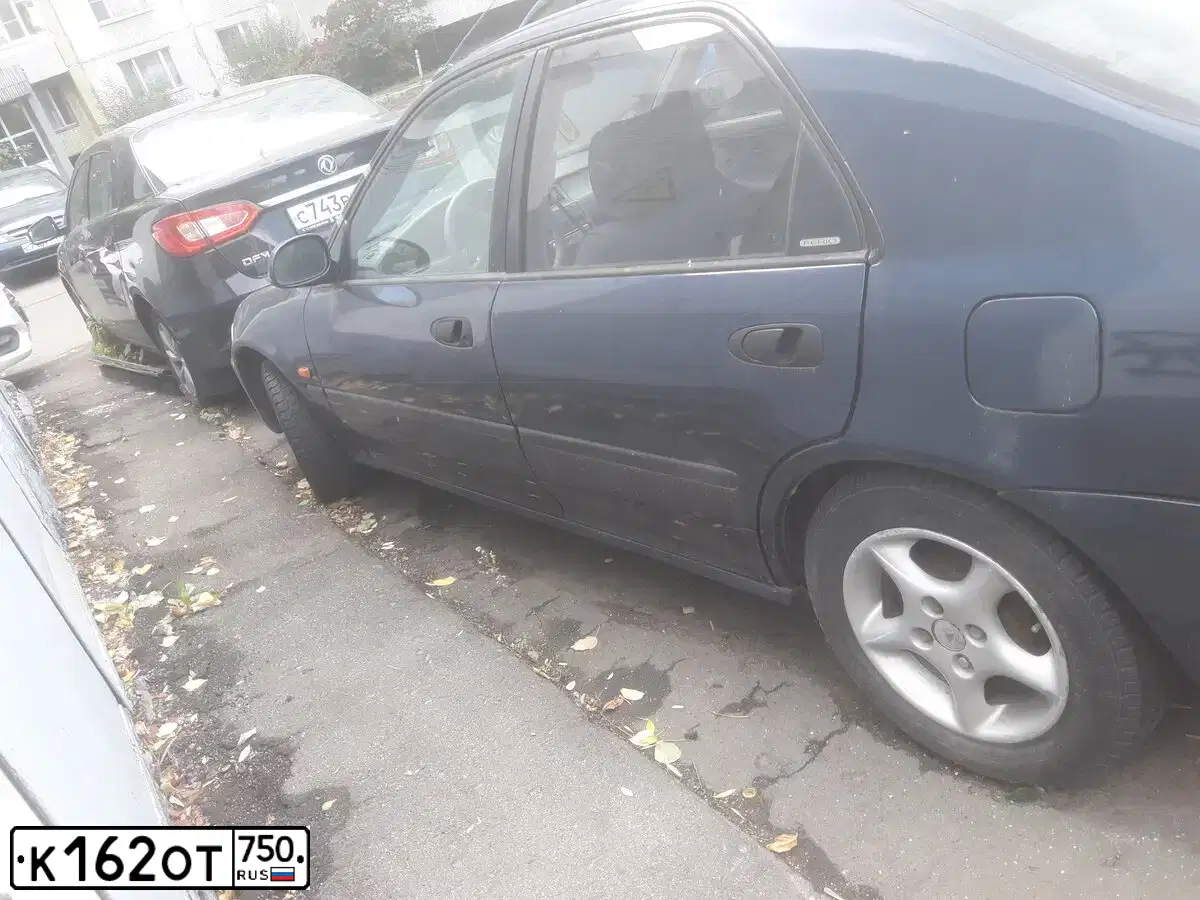 Фото автомобиля HONDA CIVIC, 1992 — госномер К162ОТ750. Цвет: синий