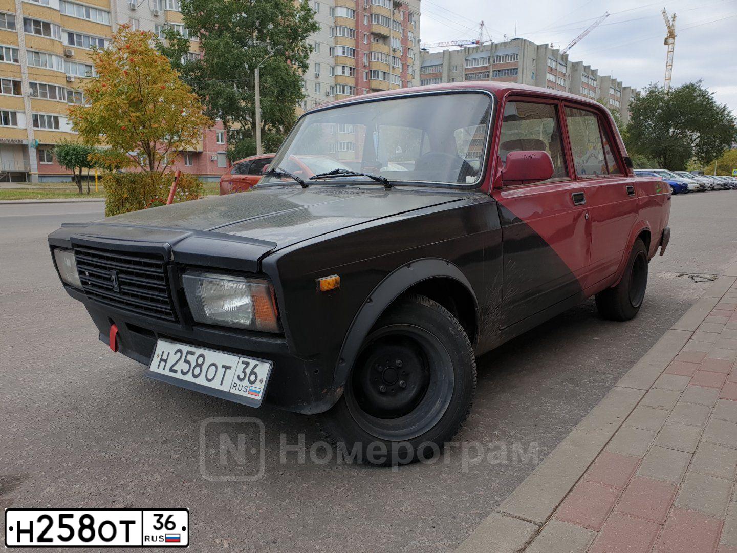 Фото автомобиля LADA 2107 LADA, 1996 — госномер К925МХ36. Цвет: ФИОЛЕТОВЫЙ