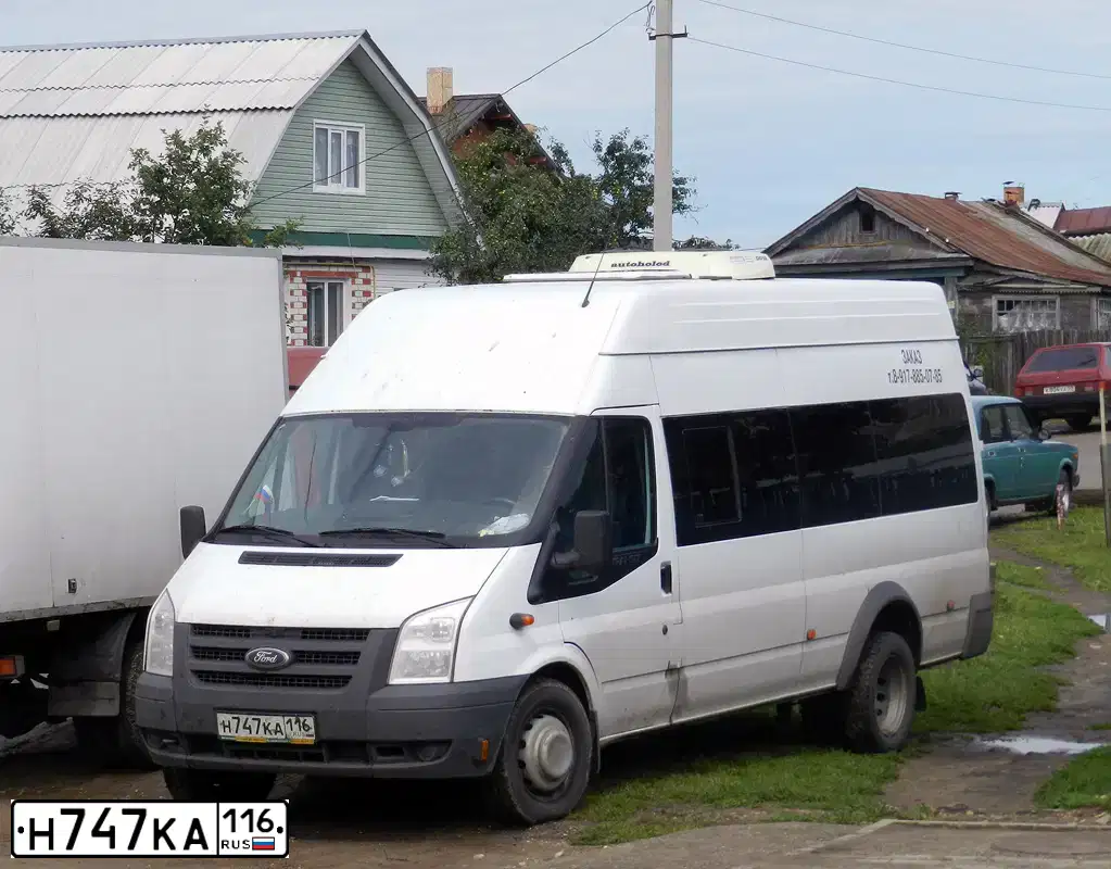 Фото автомобиля FORD TRANSIT, 2010 — госномер К348УС702. Цвет: Белый