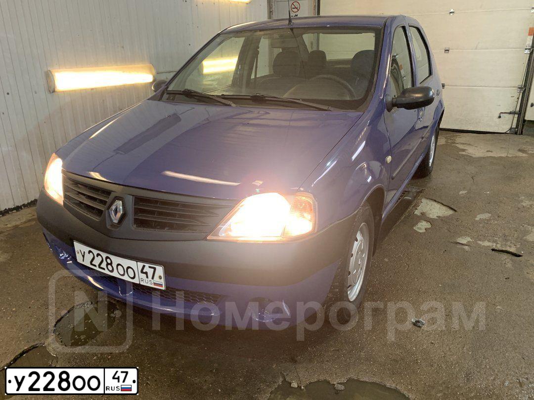 Фото автомобиля RENAULT LOGAN, 2007 — госномер У228ОО47. Цвет: Темно-синий
