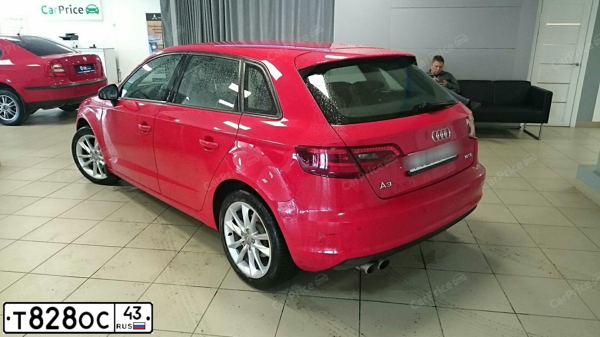 Фото автомобиля AUDI A3, 2013 — госномер М554ЕВ186. Цвет: Красный