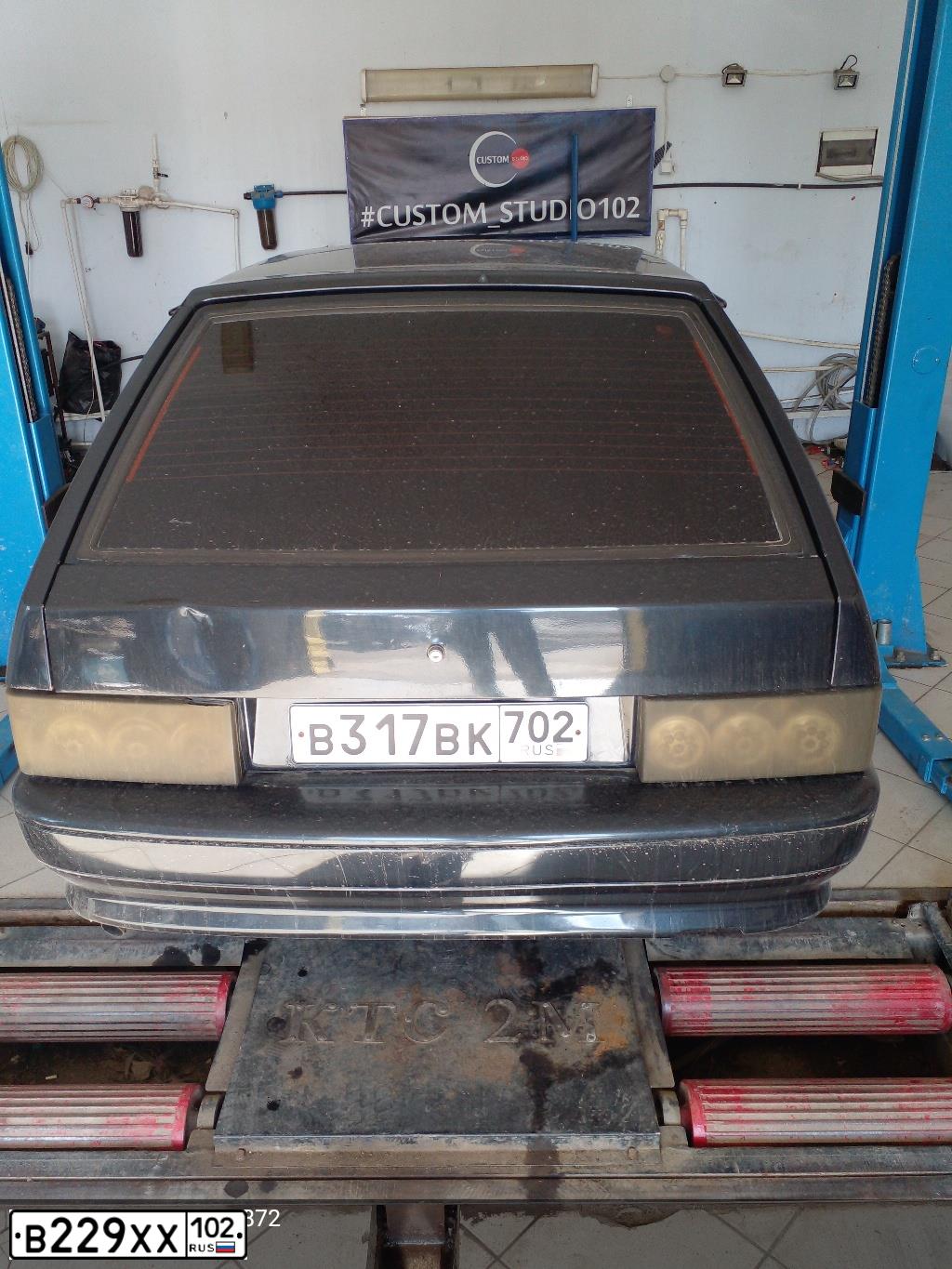 Фото автомобиля LADA 2113 SAMARA, 2008 — госномер В317ВК702. Цвет: ГРАФИТОВЫЙ МЕТАЛЛИК