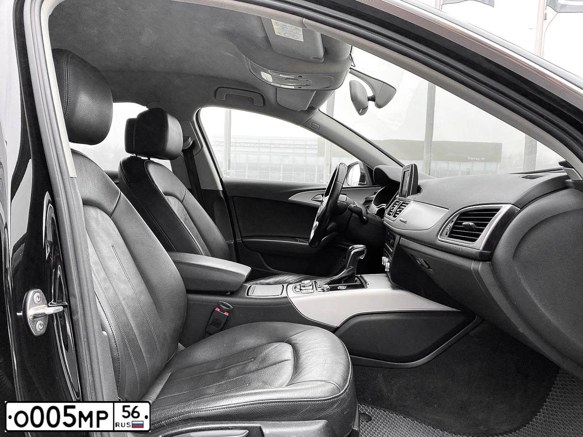 Фото автомобиля VOLKSWAGEN TOUAREG, 2010 — госномер Е386АЕ774. Цвет: ЧЕРНЫЙ