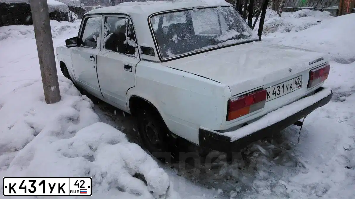 Фото автомобиля LADA 2107, 2008 — госномер К431УК42. Цвет: ЯРКО БЕЛЫЙ