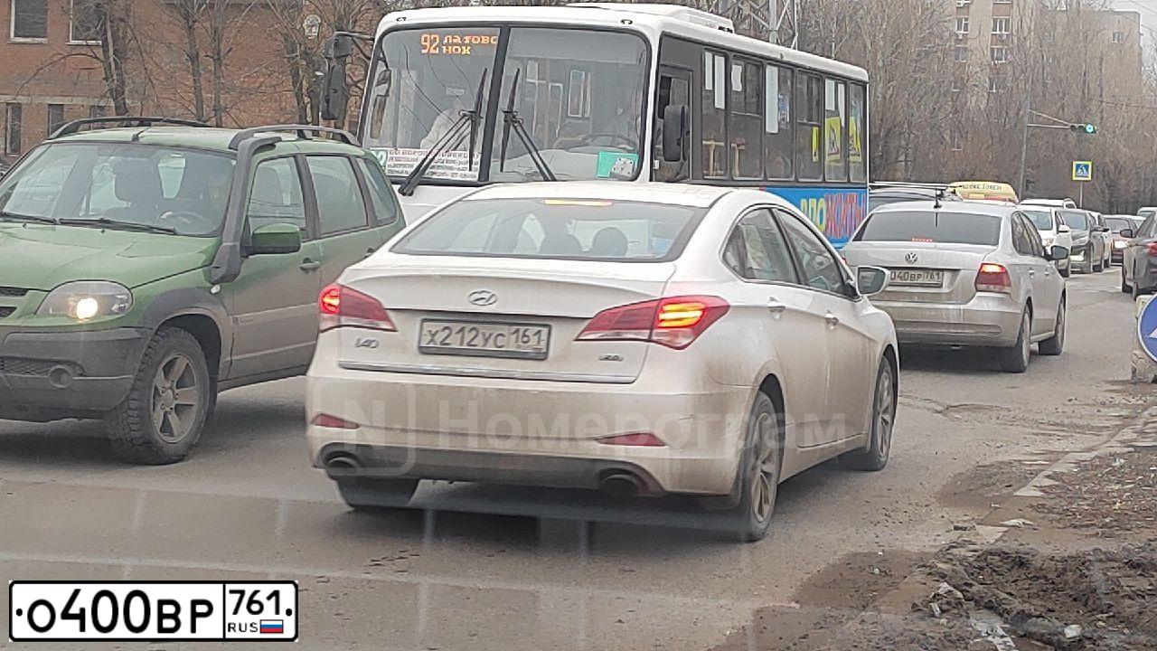 Фото автомобиля MAN TGX 18.XXX /4X2/, 2011 — госномер О400ВР761. Цвет: синий