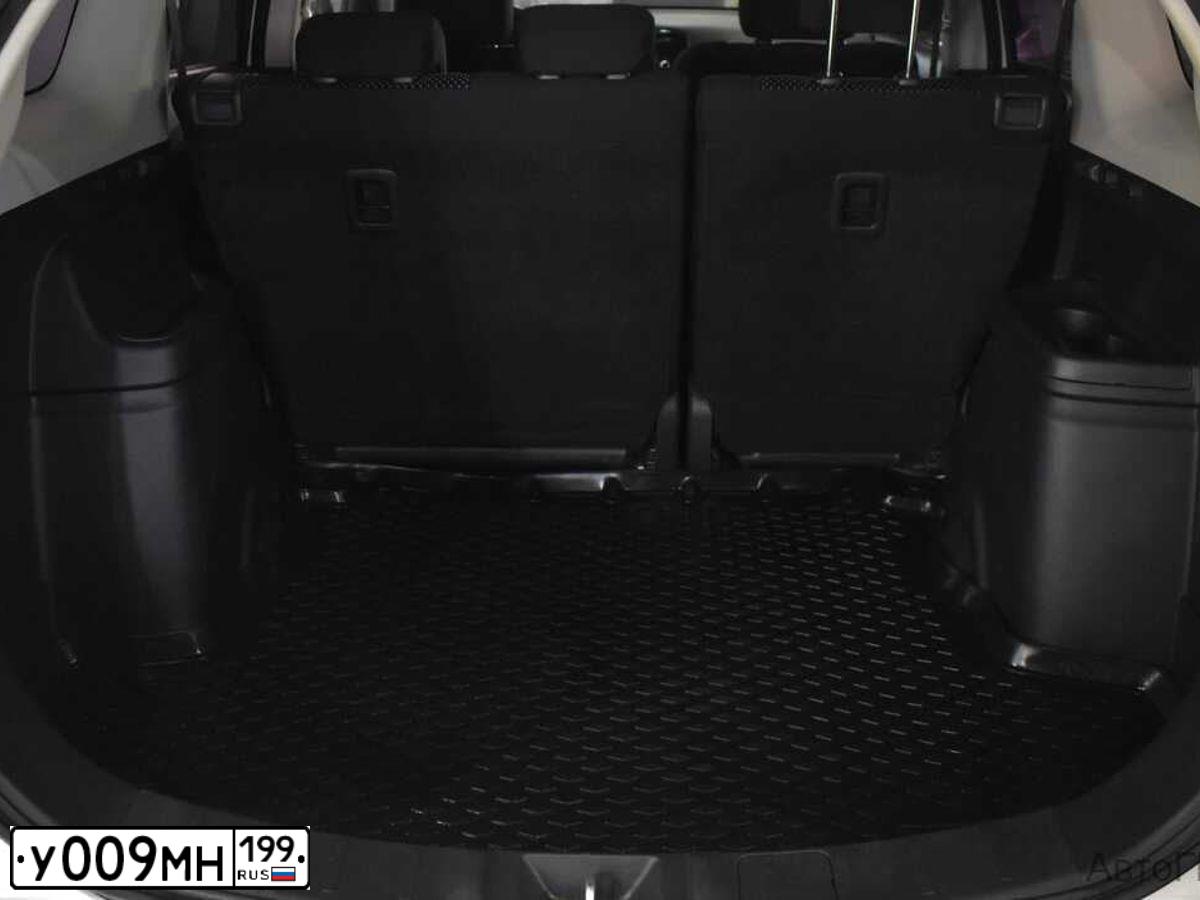 Фото автомобиля MITSUBISHI OUTLANDER, 2016 — госномер К719УР797. Цвет: Белый