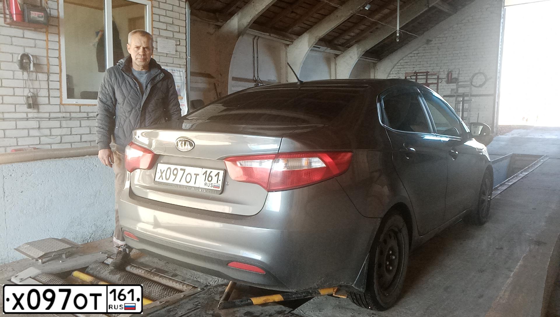 Фото автомобиля DAEWOO NEXIA, 2008 — госномер К097ОТ161. Цвет: ПЕСОЧНЫЙ