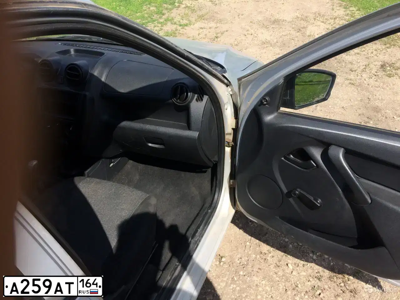 Фото автомобиля LADA 2190 GRANTA, 2014 — госномер А259АТ164. Цвет: СЕРЕБРИСТЫЙ