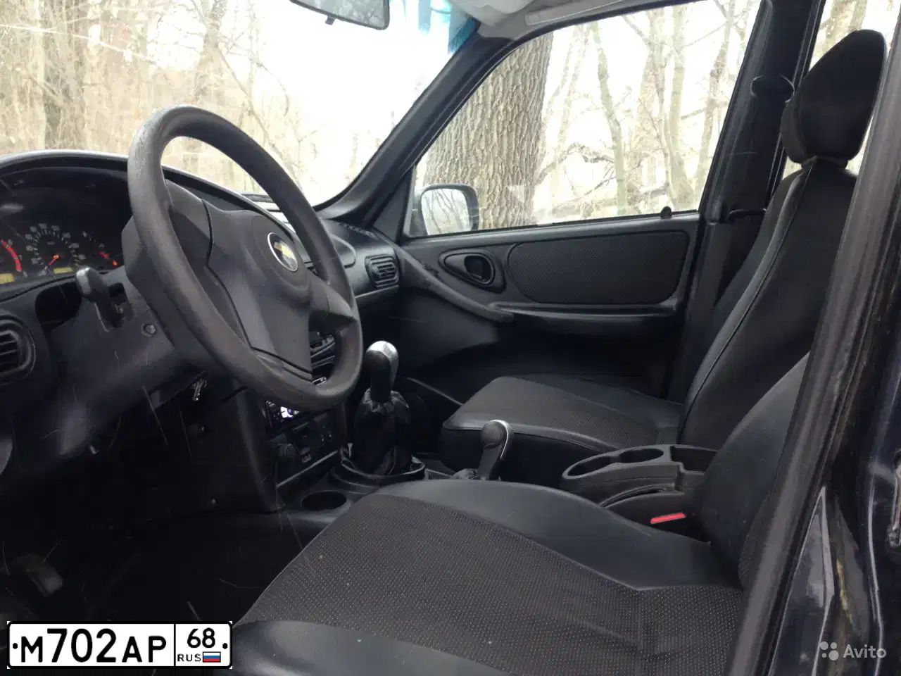 Фото автомобиля CHEVROLET NIVA, 2009 — госномер О474ЕО68. Цвет: Черно-синий металлик
