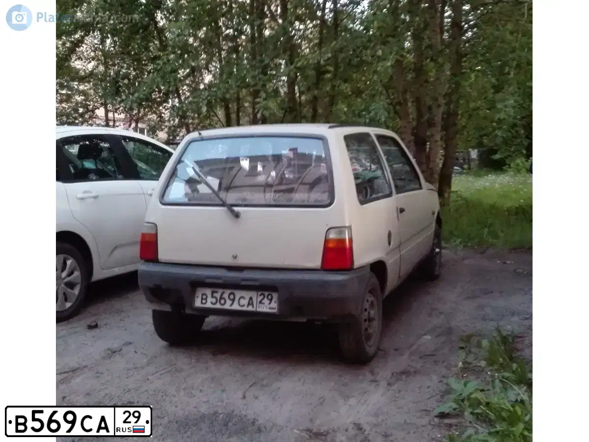 Фото автомобиля SEAZ OKA, 1993 — госномер М845ОМ29. Цвет: БЕЖЕВЫЙ