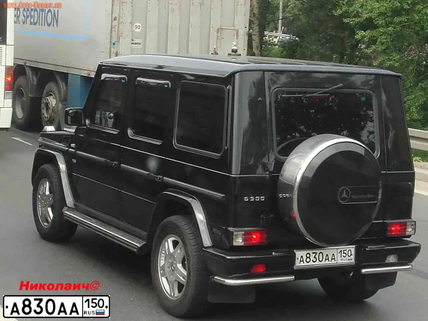 Фото автомобиля MERCEDES G-KLASSE, 2002 — госномер А830АА150. Цвет: ЧЕРНЫЙ