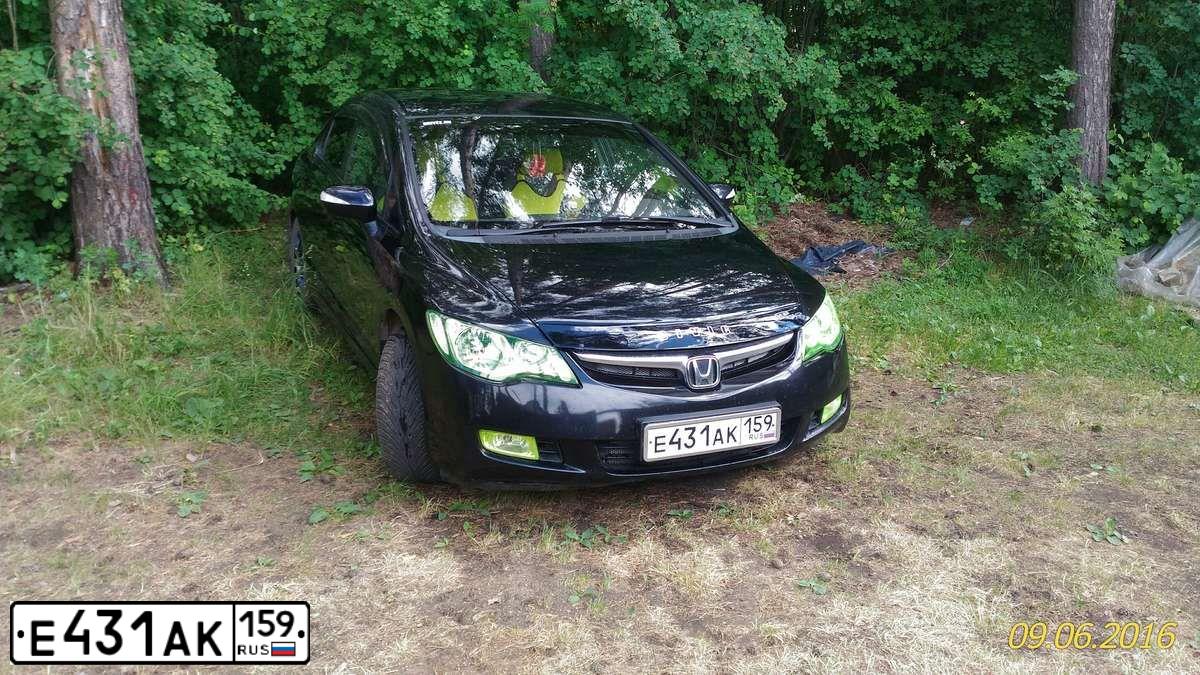 Фото автомобиля HONDA CIVIC, 2008 — госномер Х096ВА55. Цвет: ЧЕРНЫЙ